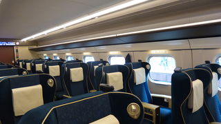 お洒落なグリーン車