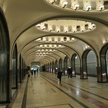 マヤコフスカヤ駅