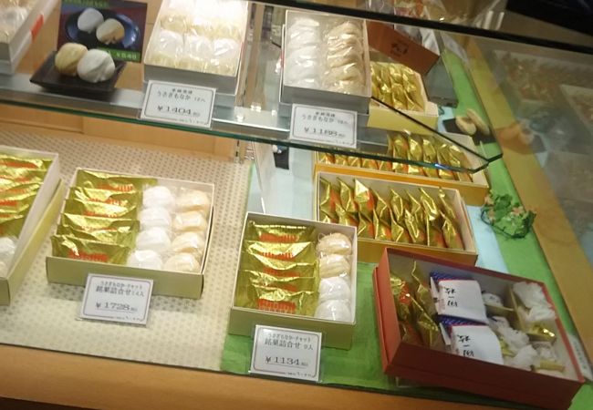 栃木県で大正時代から和菓子を作っているということで都心でも人気がある老舗