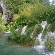 癒しの森と湖　プリトヴィッツエ湖群国立公園