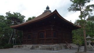 18世紀半ばの建立です