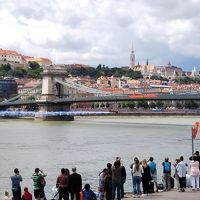 部屋から見える鎖橋