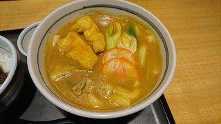 もう少し店員さんがいれば…