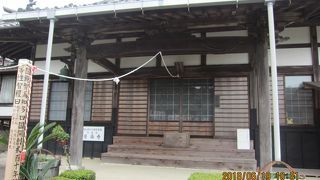 知多四国第２７番札所のお寺です。