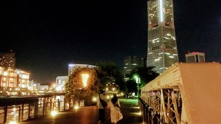 夏の夜は特にロマンチック