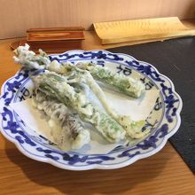 天ぷら（食べかけ）