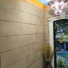 各階で男女施設が別れていて，行ったり来たり～共用も有り～