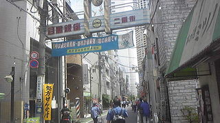 ガランとしている