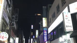 西面駅からスグ。