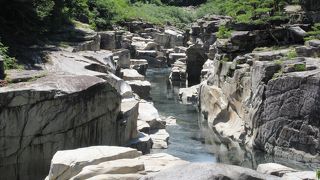 よどんでいました