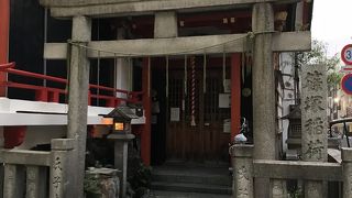 小さな神社