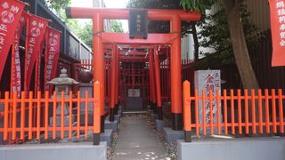 日本通運の祖が勧請した社