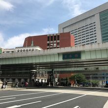 日本橋の真ん中あたり