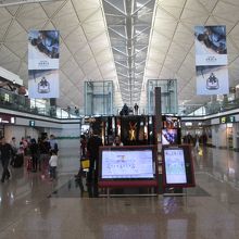 香港国際空港 (チェク ラップ コック空港) (HKG)