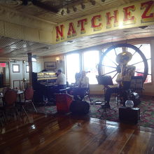 音楽も楽しめる