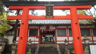 平安時代白河天皇の時に建てられ　菅原道真を祀っているということです