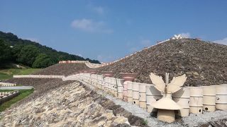 意外に大きな古墳にびっくりです