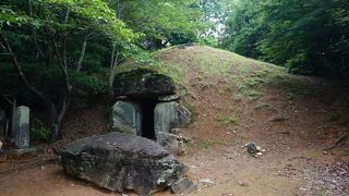 中まで見られる古墳です