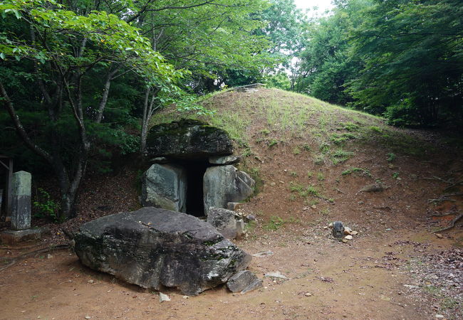 中まで見られる古墳です