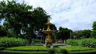 ワットポー・王室の近くにある公園