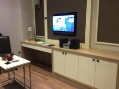 V レジデンス サービスド アパートメント 写真