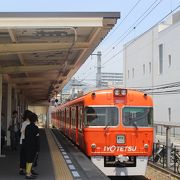高浜線・高浜駅は一見の価値があります。福山雅治さんの映画のロケ地にもなりました