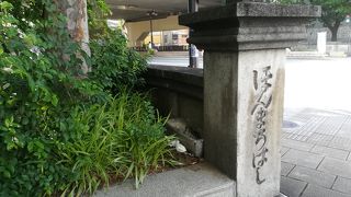 よく見るといろいろと凝った造りでした