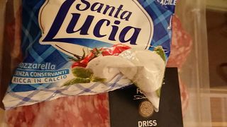 こじんまりとしたスーパー