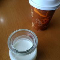 絶品のミルクプリンと持ち帰りできるコーヒー