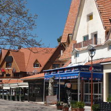 西洋風の建物が多くモロッコとは思えない