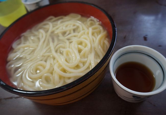 たらいうどん小（６人前）。ペロリといける。