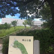 南多摩駅近くの公園