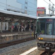 京阪電車と環状線の乗換駅
