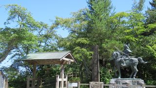 歌碑がたくさんある自然公園