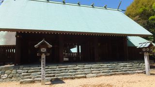 いろんな神様がいっしょに