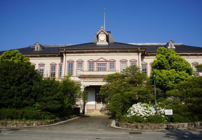 岡山県立津山高等学校(旧岡山県津山中学校)本館 クチコミ・アクセス・営業時間｜津山【フォートラベル】