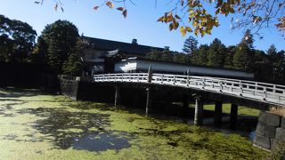 ここから皇居東御苑に入れます