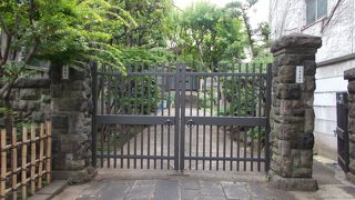 浄土宗の寺院です。