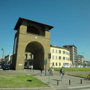 フィレンツェの西側の門