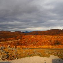 夕焼けに染まる秋吉台