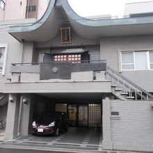 御殿のようです。