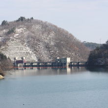 入畑ダムの風景