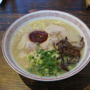 柳川のとんこつラーメン店