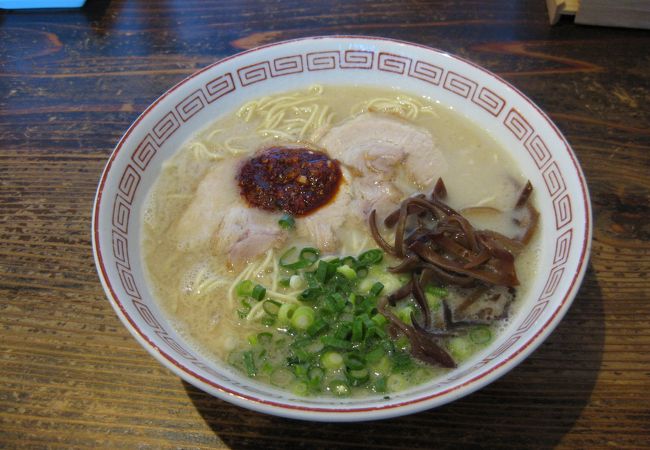 柳川のとんこつラーメン店