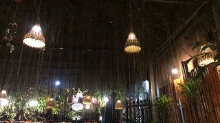 おいしいラオス料理店