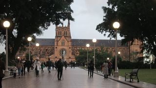 心に響く聖歌隊の歌声