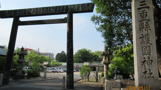 駅から徒歩５分です