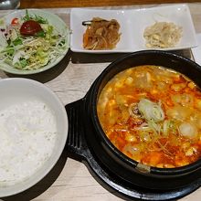 スンドゥブ定食