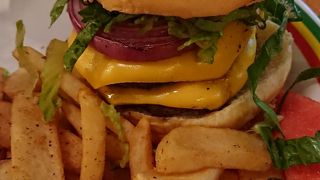 ジャークバーガーがおすすめ