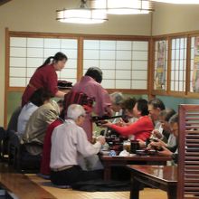 「わんこそば」の元祖は盛岡でなく花巻なんだそうです